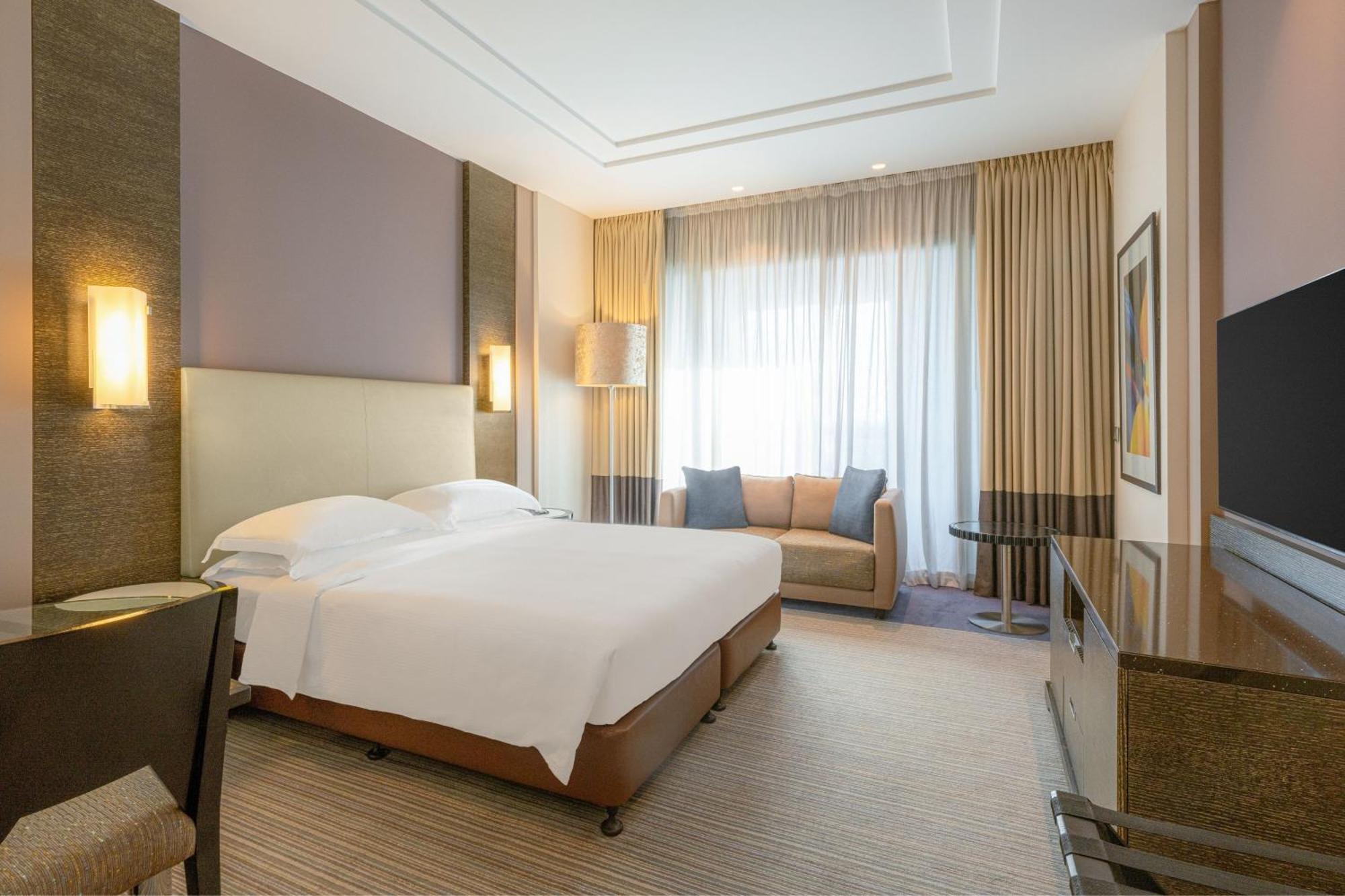 Four Points By Sheraton Al Ain Esterno foto Deluxe Room