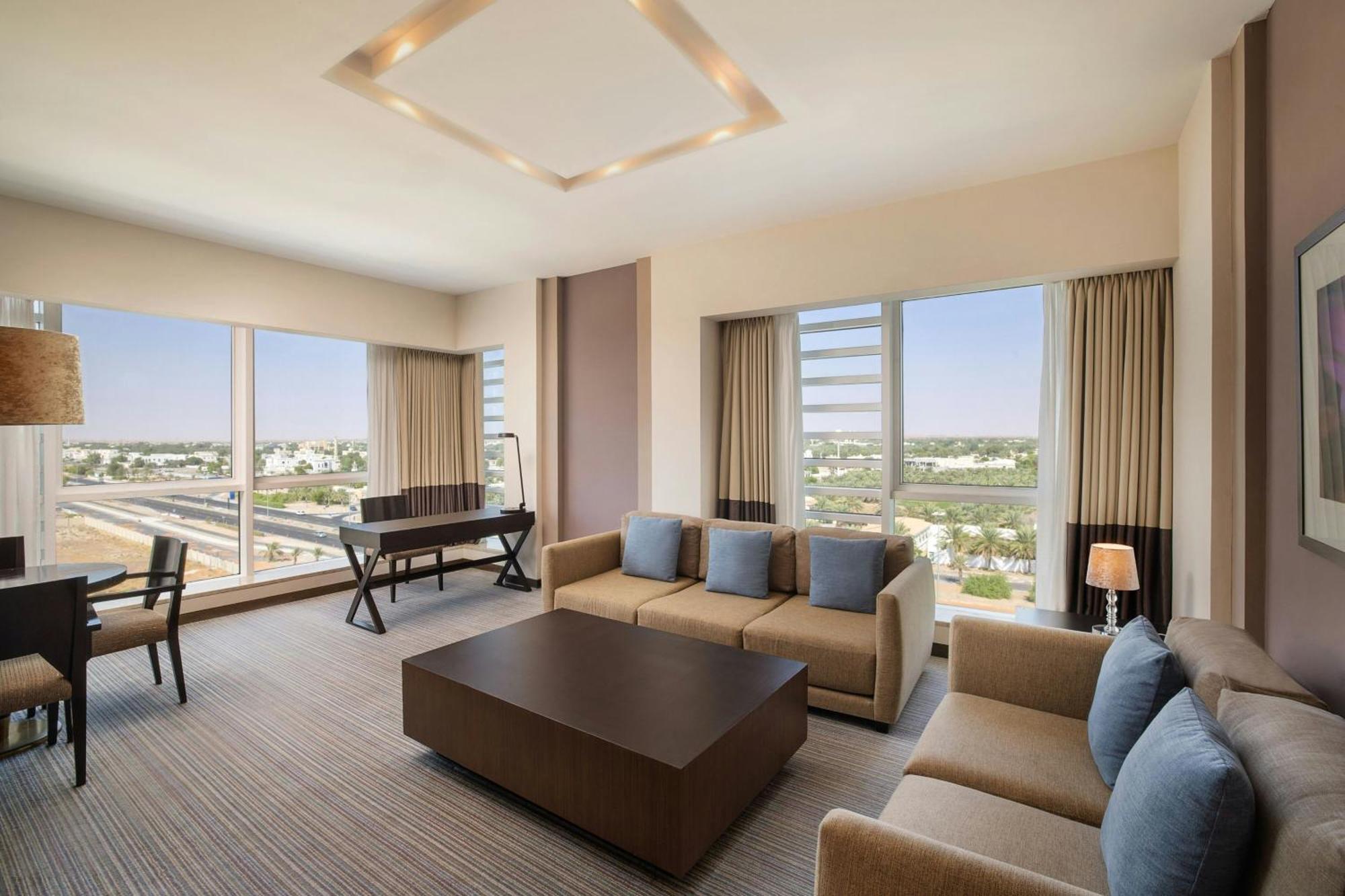 Four Points By Sheraton Al Ain Esterno foto